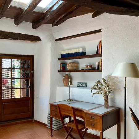 Villa Els Racons Del Castle In Wine Territory Capmany