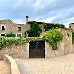 Els Racons Del Castle In Wine Territory * Capmany