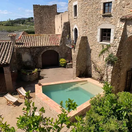 Villa Els Racons Del Castle In Wine Territory