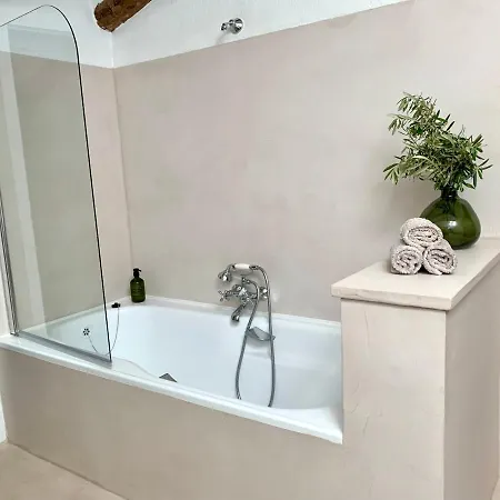 Els Racons Del Castle In Wine Territory * Capmany